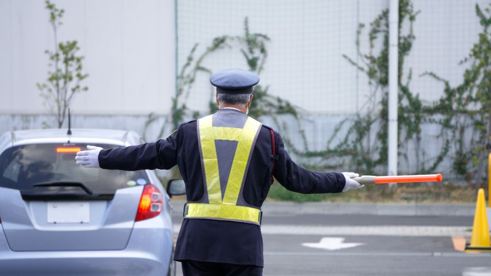 交通誘導イメージ